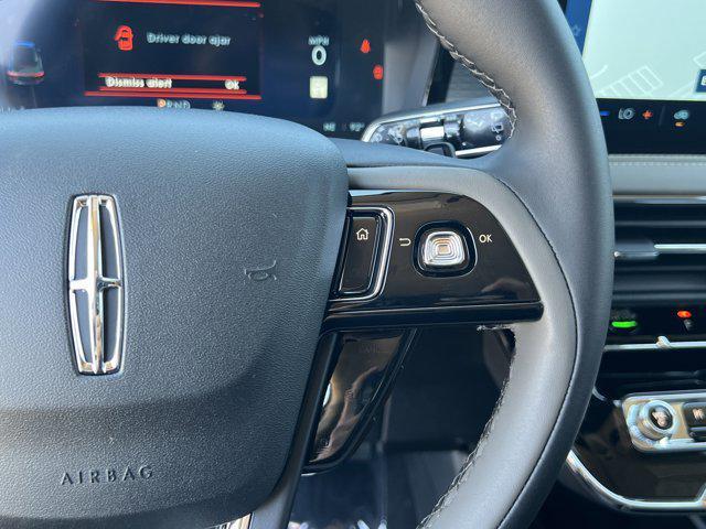 new 2025 Lincoln Corsair car, priced at $40,301