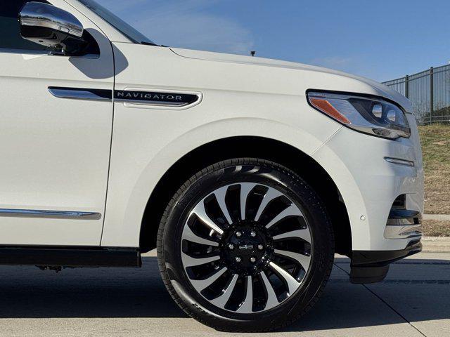 new 2024 Lincoln Navigator car, priced at $117,715