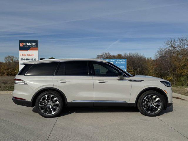 new 2025 Lincoln Aviator car, priced at $70,425