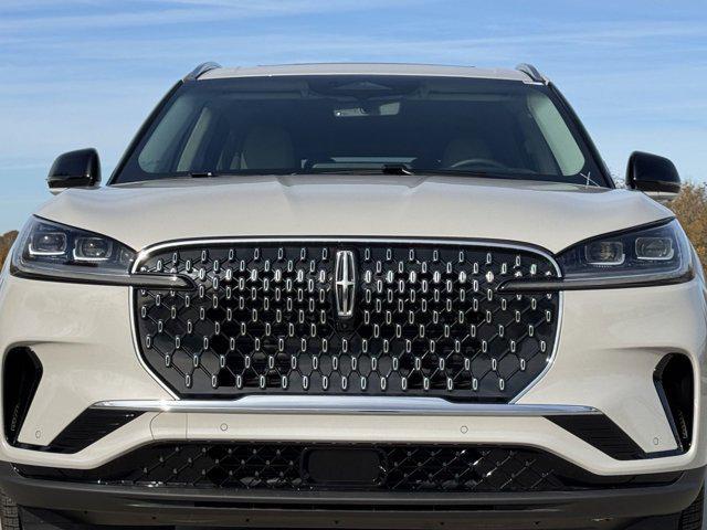 new 2025 Lincoln Aviator car, priced at $70,425