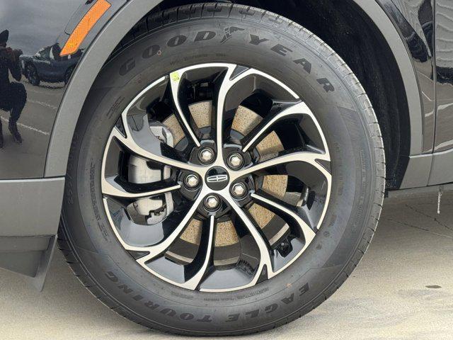 new 2025 Lincoln Nautilus car, priced at $54,267