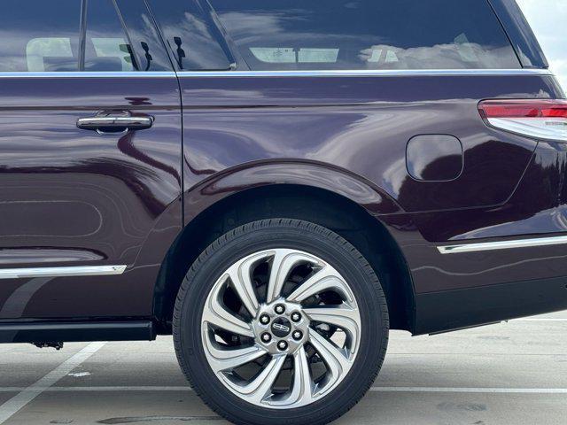 new 2024 Lincoln Navigator car, priced at $95,354