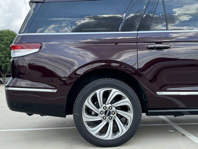 new 2024 Lincoln Navigator car, priced at $95,354