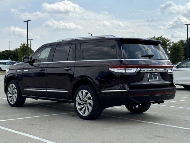 new 2024 Lincoln Navigator car, priced at $95,354