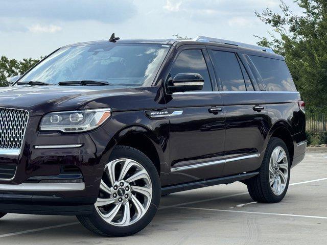 new 2024 Lincoln Navigator car, priced at $95,354