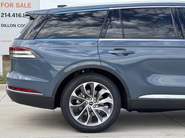 new 2025 Lincoln Aviator car, priced at $70,425