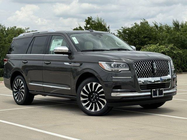 new 2024 Lincoln Navigator car, priced at $115,715