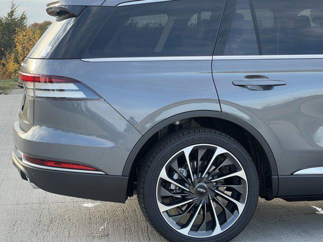 new 2025 Lincoln Aviator car, priced at $79,050