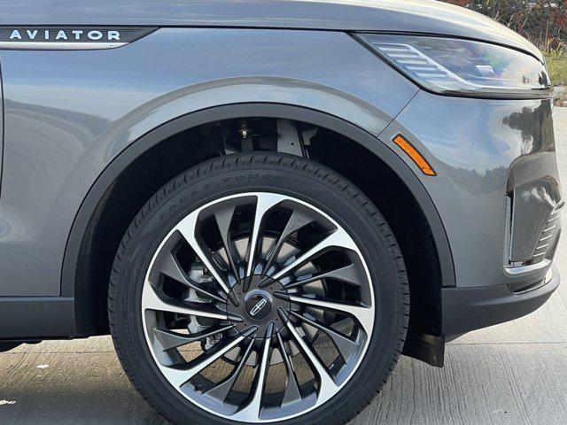 new 2025 Lincoln Aviator car, priced at $79,050