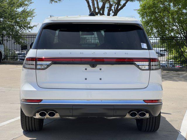 new 2025 Lincoln Aviator car, priced at $69,457