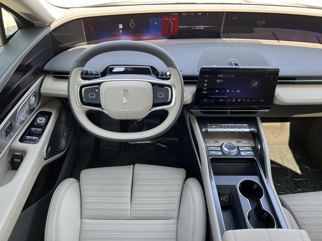 new 2025 Lincoln Nautilus car, priced at $66,701