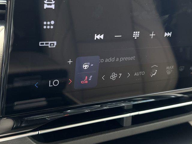 new 2025 Lincoln Nautilus car, priced at $55,954