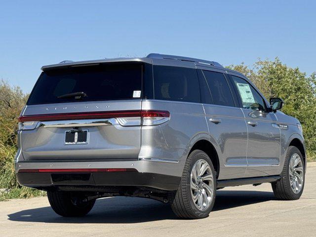 new 2024 Lincoln Navigator car, priced at $100,942