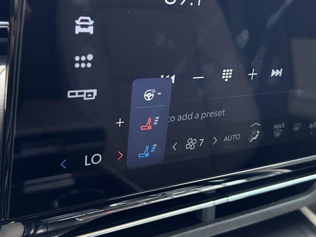 new 2025 Lincoln Nautilus car, priced at $60,547