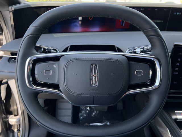 new 2025 Lincoln Nautilus car, priced at $70,061