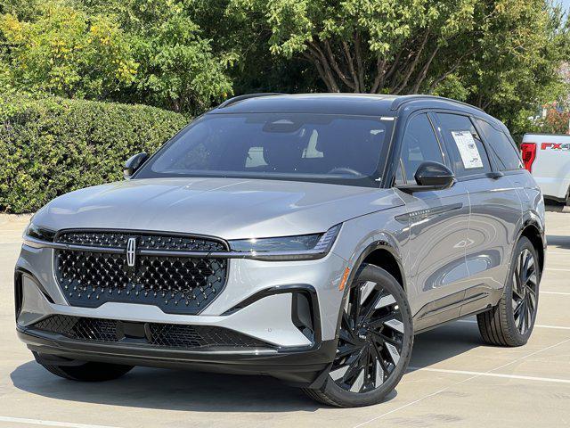new 2025 Lincoln Nautilus car, priced at $70,061