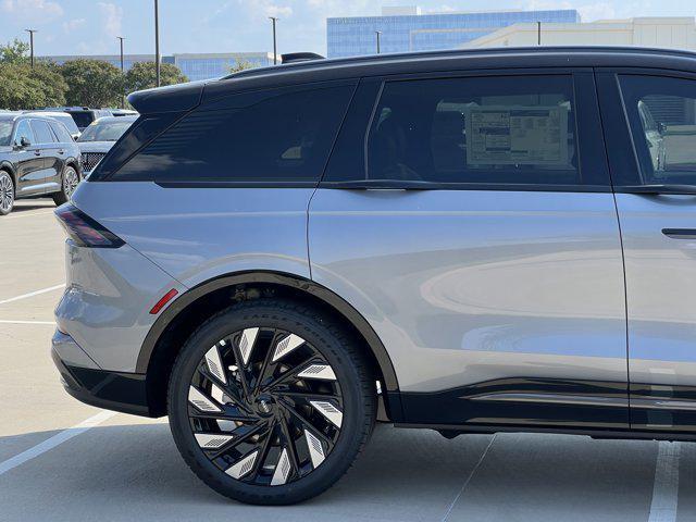 new 2025 Lincoln Nautilus car, priced at $70,061
