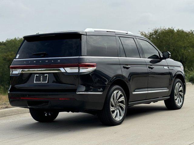 new 2024 Lincoln Navigator car, priced at $98,611