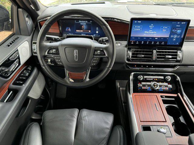 new 2024 Lincoln Navigator car, priced at $98,611