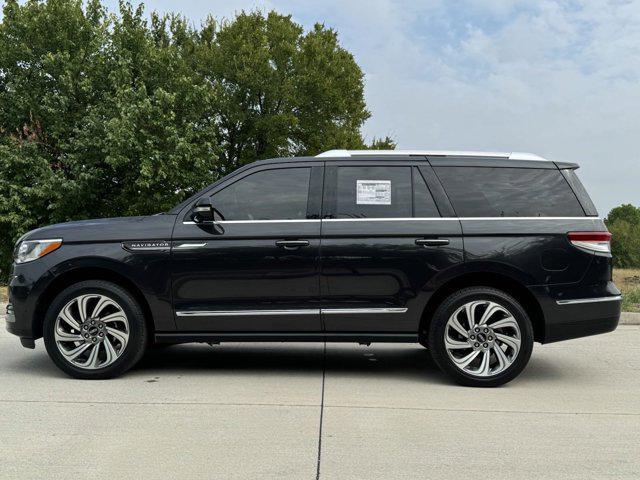 new 2024 Lincoln Navigator car, priced at $98,611