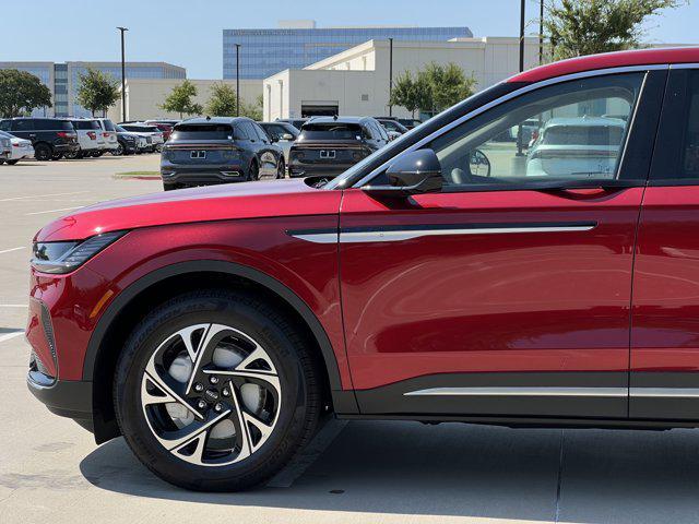 new 2025 Lincoln Nautilus car, priced at $54,226