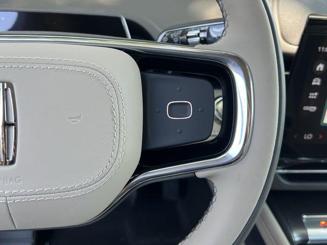 new 2025 Lincoln Nautilus car, priced at $54,226