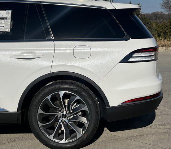 new 2025 Lincoln Aviator car, priced at $70,425