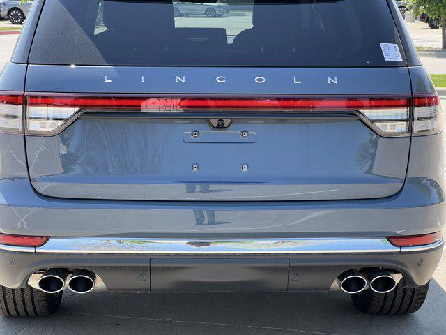 new 2025 Lincoln Aviator car, priced at $71,151