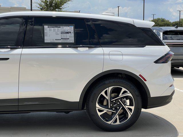 new 2025 Lincoln Nautilus car, priced at $61,747