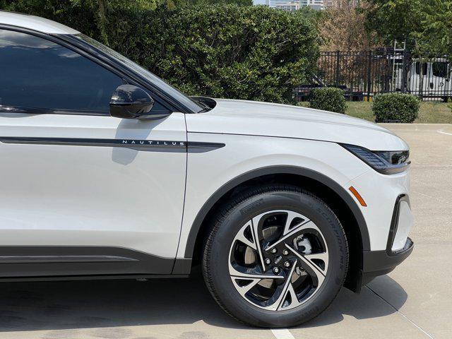 new 2025 Lincoln Nautilus car, priced at $61,747