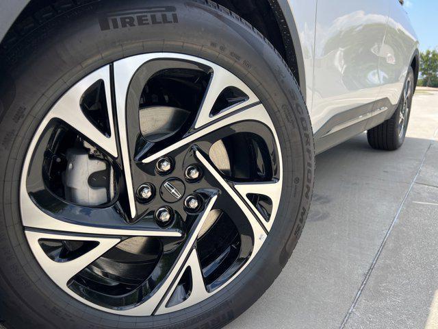 new 2025 Lincoln Nautilus car, priced at $61,747