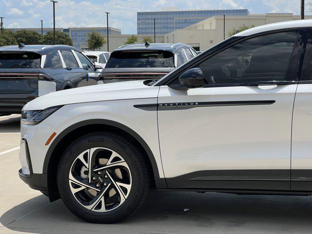 new 2025 Lincoln Nautilus car, priced at $61,747