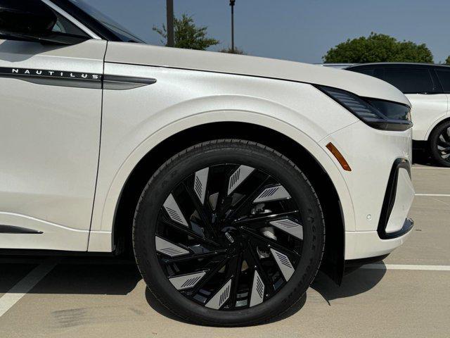 new 2024 Lincoln Nautilus car, priced at $79,695