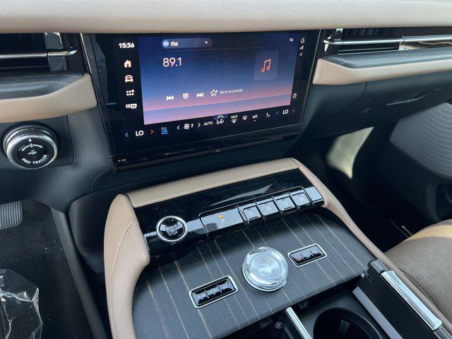 new 2025 Lincoln Navigator car, priced at $119,190