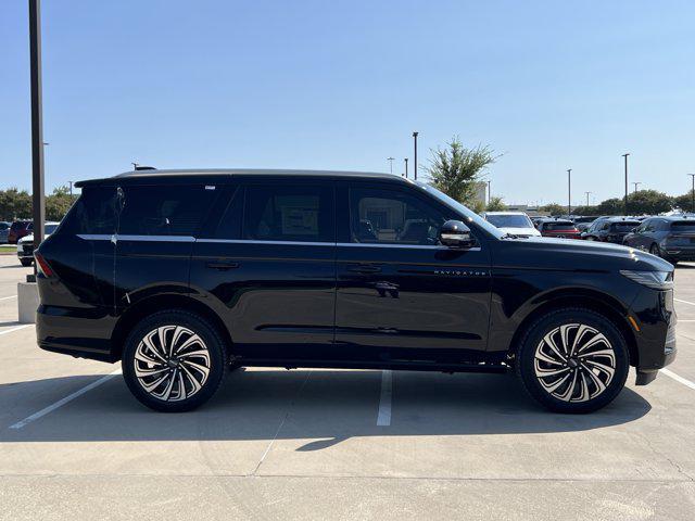 new 2025 Lincoln Navigator car, priced at $119,190