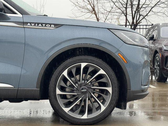 new 2025 Lincoln Aviator car, priced at $81,850