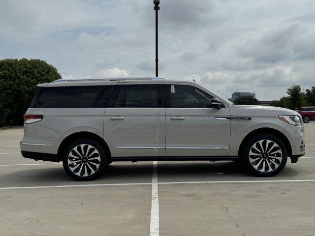 new 2024 Lincoln Navigator car, priced at $102,220