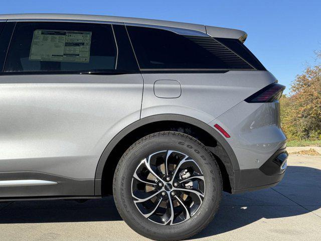 new 2024 Lincoln Nautilus car, priced at $49,210