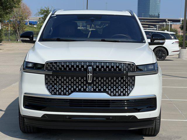 new 2025 Lincoln Navigator car, priced at $102,182