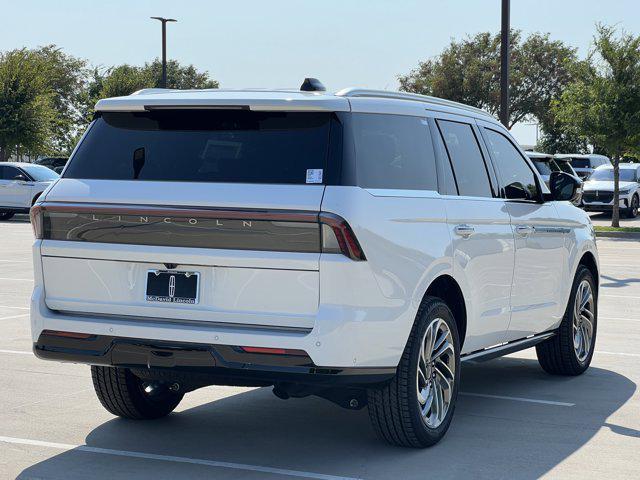 new 2025 Lincoln Navigator car, priced at $102,182