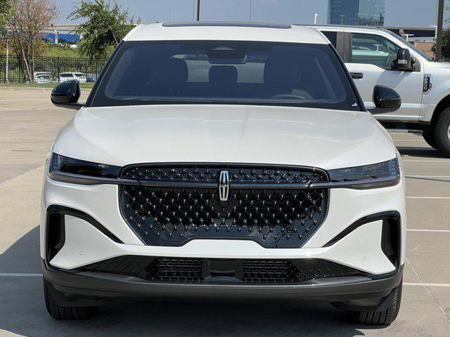 new 2025 Lincoln Nautilus car, priced at $61,747