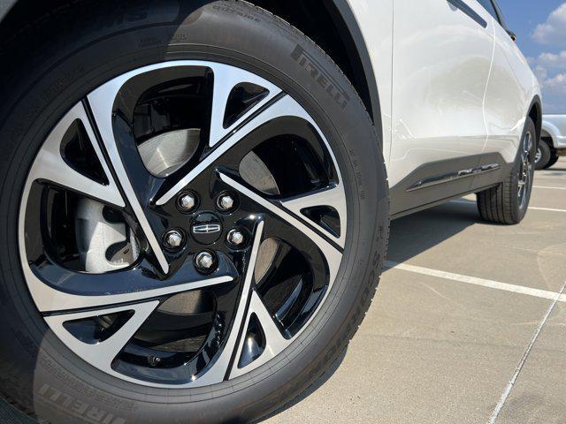 new 2025 Lincoln Nautilus car, priced at $61,747