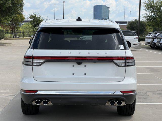 new 2025 Lincoln Aviator car, priced at $72,686