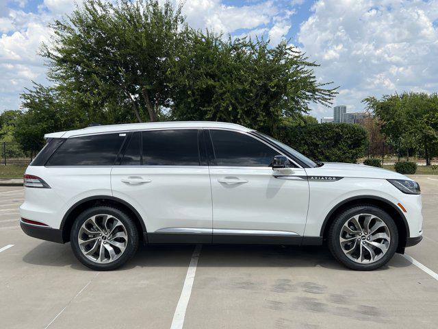 new 2025 Lincoln Aviator car, priced at $72,686