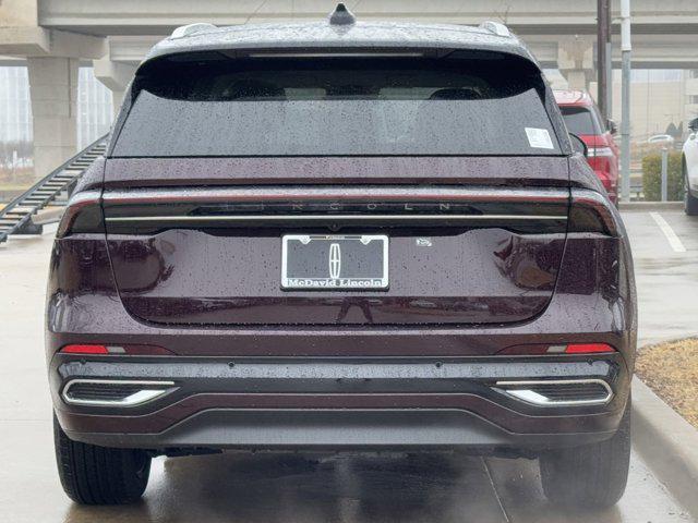 new 2025 Lincoln Nautilus car, priced at $76,295