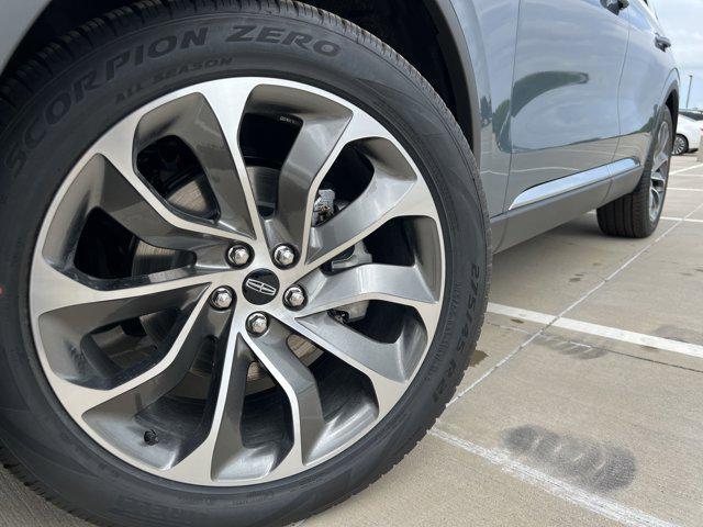 new 2025 Lincoln Aviator car, priced at $64,223