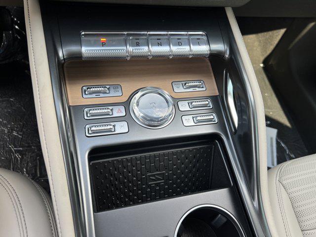 new 2025 Lincoln Nautilus car, priced at $64,824