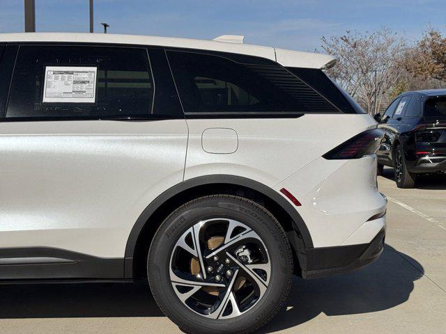 new 2025 Lincoln Nautilus car, priced at $61,170