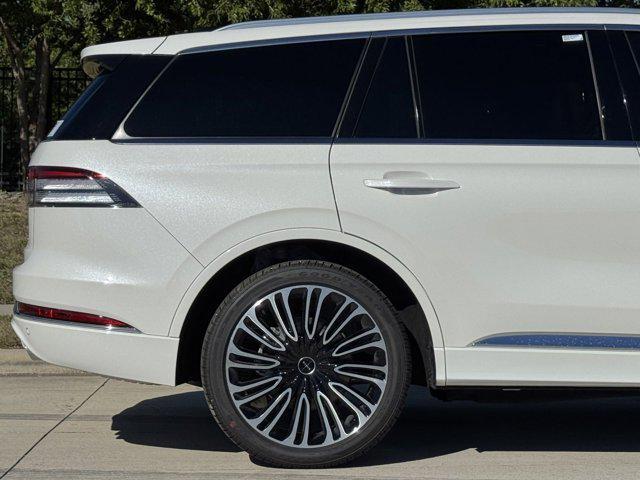 new 2025 Lincoln Aviator car, priced at $90,325