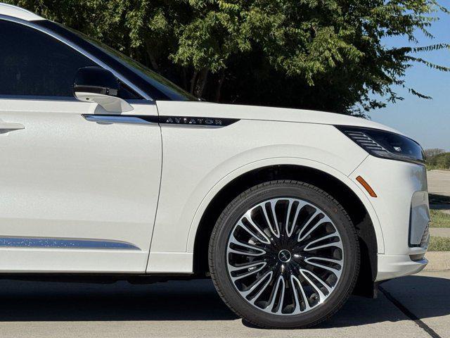 new 2025 Lincoln Aviator car, priced at $90,325